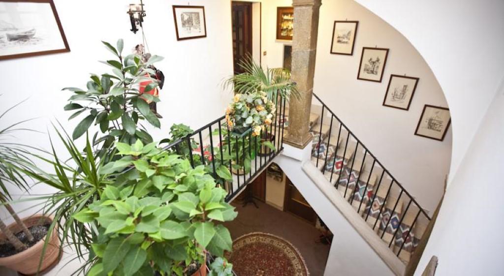 Hotel Moderno إريس المظهر الخارجي الصورة